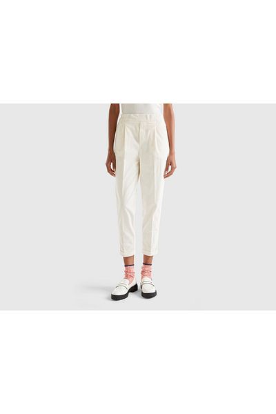 United Colors of Benetton Men's Velvet Chino Pants with Elastic Waistband