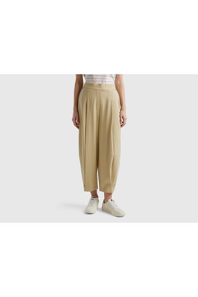United Colors of Benetton Women's Wide Pleated Cropped Trousers