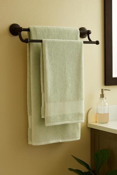 SAPPHIRE Premium White Bath Towel – 70x140 cm – Ultra Soft & Absorbent Cotton