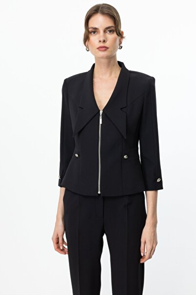 Ekol Önü Fermuarlı Süs Düğmeli Ceket