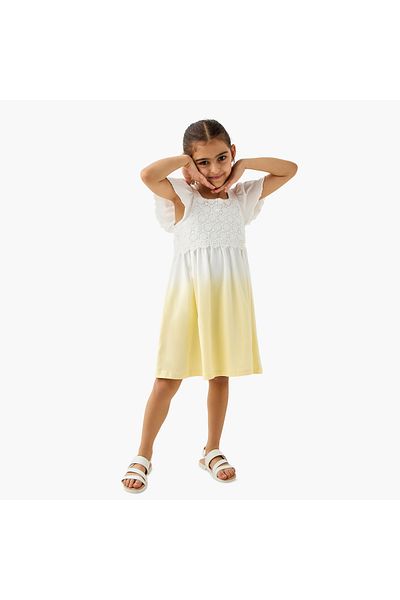 Juniors Lace Detail Dress with Short Sleeves