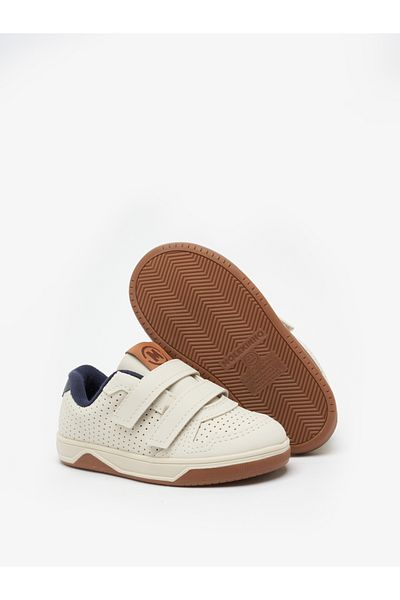 Styli Embellished Round Toe Ballerina Shoes