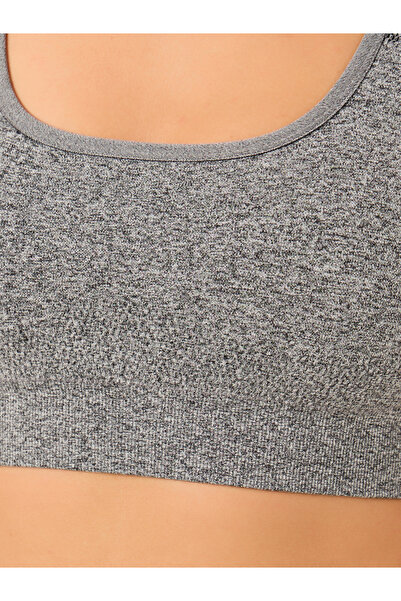 Styli Seamless Back Teardrop Cut Out Sports Bra and Jacquard Leggings Set