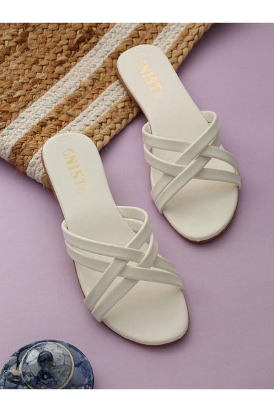 GNIST By Styli Cross Strap Open Toe Flat Sandals