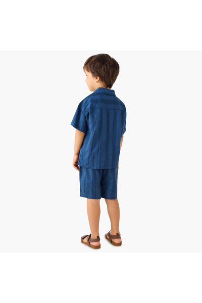 Juniors Textured Shirt and Shorts Set