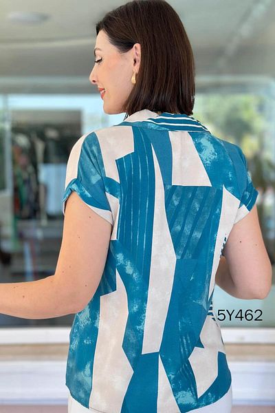 İnce Topuk Polo Neck Buttoned Patterned Blouse 5Y462