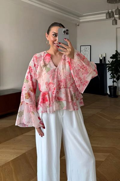Tuba Butik Floral Patterned Ruffle Detailed Blouse