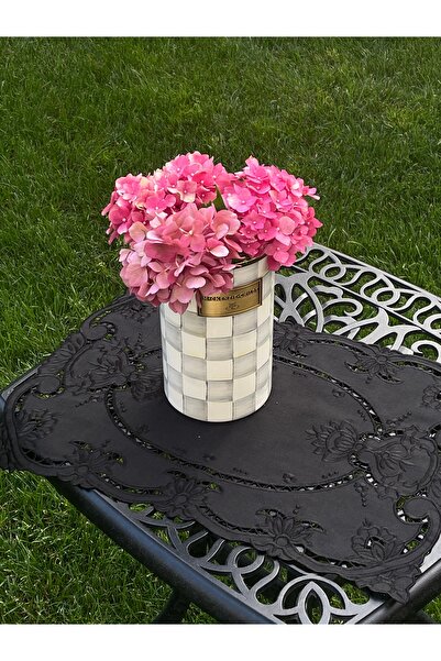 Tiniminatelier Siyah İnci Delikiş Sehpa Örtüsü