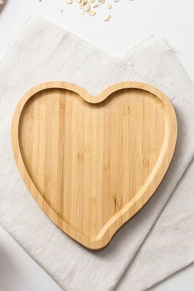 CMT Ibico Heart Model Wooden Bamboo Presentation Stand