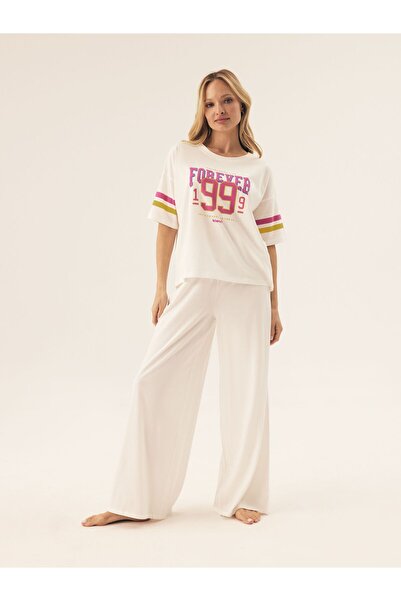 Bloovii Women's Pajama 2-Piece Set Oversize T-Shirt & Long Pants Retro 90's 100% Cotton | Forever