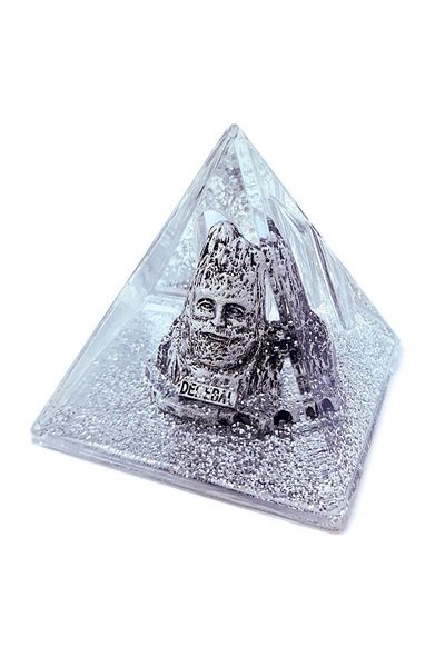 OEM Decoratiune in forma de piramida din plastic, Decebal, 8x8cm, Argintiu
