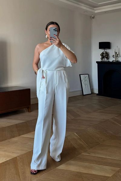 Tuba Butik One Shoulder Asymmetrical Cut Blouse