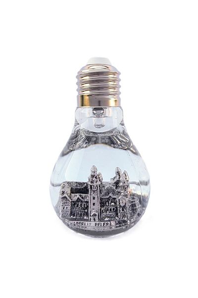 OEM Decorative object in the shape of a plastic bulb, with water and battery, featuring Peles Castle, si