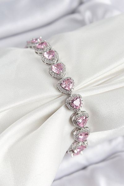 BESKAR Brass Zircon Stone Pink Heart Baguette Model Silver Color Vip Series Women's Bracelet