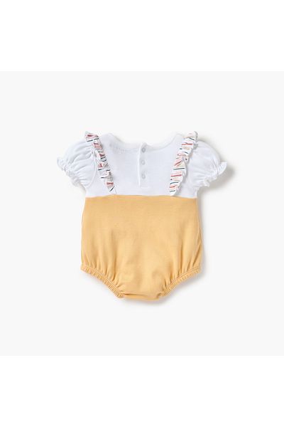 Juniors Giraffe Print Romper with Puff Sleeves and Ruffles