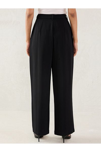 Femmella By Styli Women Black Straight Fit Trousers