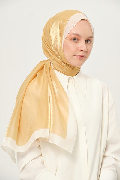 Madame Polo Amber Printed Shawl Multicolor