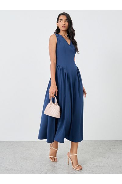 Styli Solid Sleeveless V-Neck A-Line Midi Dress