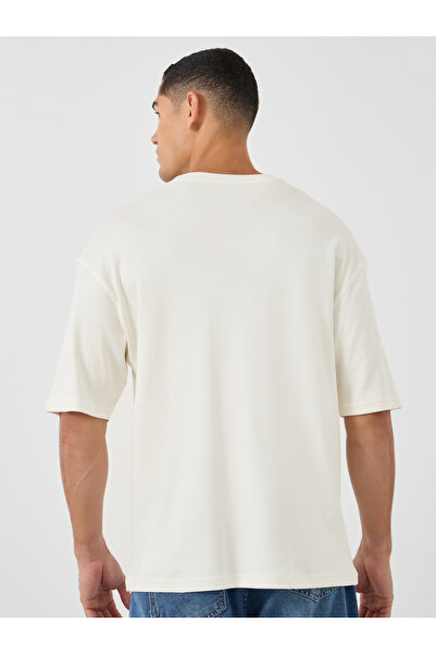 Styli Embroidered Detail Crew Neck Oversized T-Shirt