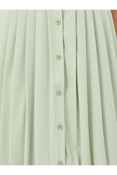 Styli Pleated Buttoned A-Line Midi Skirt