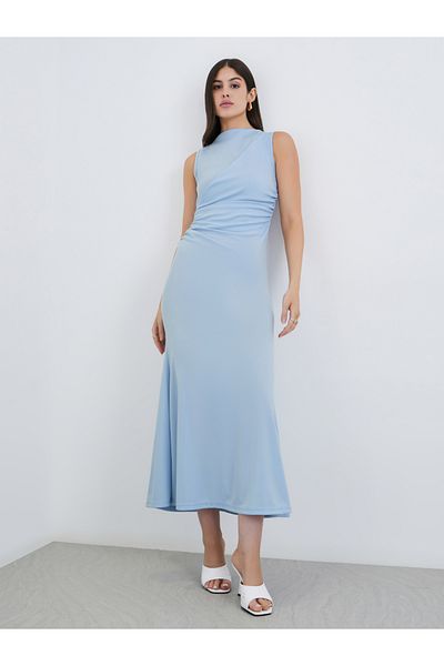 Styli Plain Sleeveless Mermaid Hem Maxi Dress