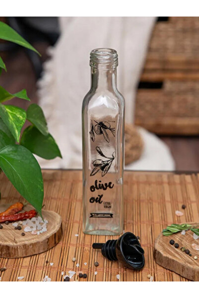 Solmazer By Styli Square Glass Oil & Vinegar Bottle with Olive Oil Text