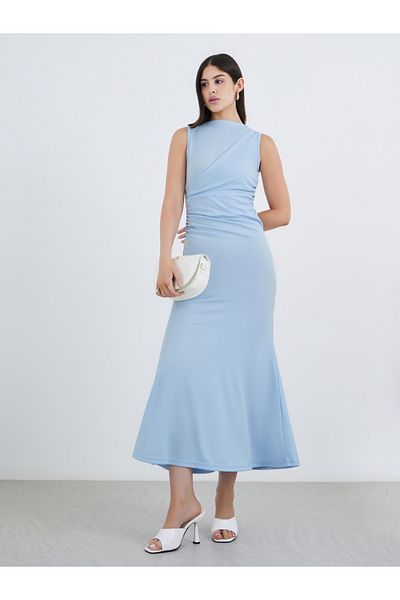 Styli Plain Sleeveless Mermaid Hem Maxi Dress