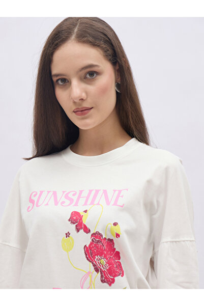 Styli Graphic Print Oversized T-Shirt