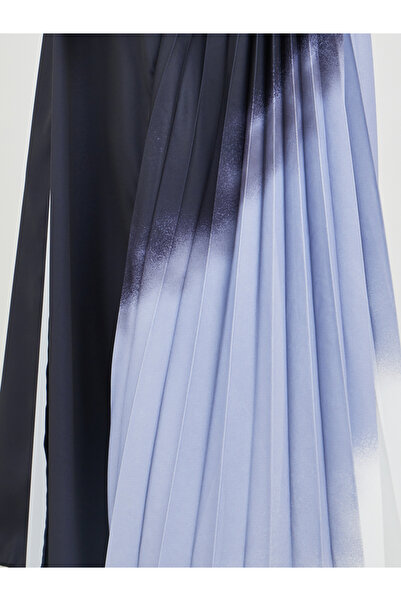 Styli Women Ombre Pleated Back Open Front Abaya