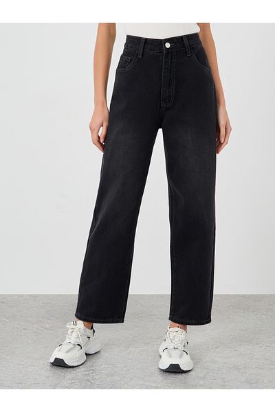 Styli Solid High Rise Tapered Fit Jeans