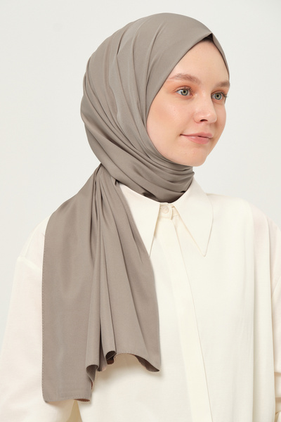 Madame Polo Plain Twil Shawl Cement Non-Slip Wrinkle-Free Fabric