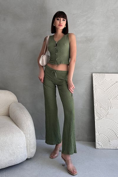 EYLANA Women's Buttoned Bubble Textured Vest Set