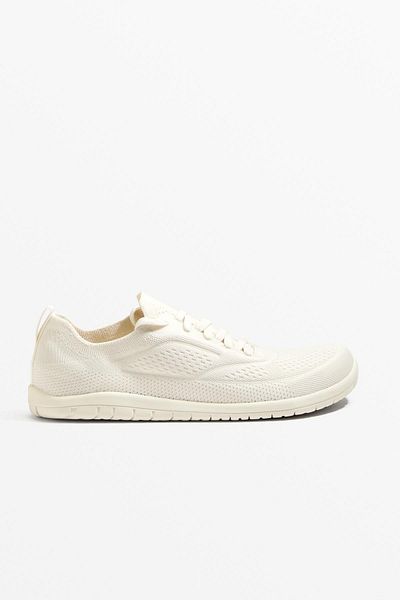 Oysho Barefoot multi-activity trainers