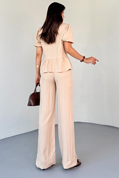 Cappmoda Tkm-8015 Beige Elastic Sleeve Tie-Up Blouse & Relaxed Cut Trousers Set