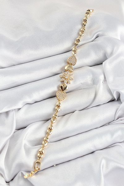 Clariss Brass Zircon Stone Heart Detailed Flower Model Gold Color Women's Bracelet
