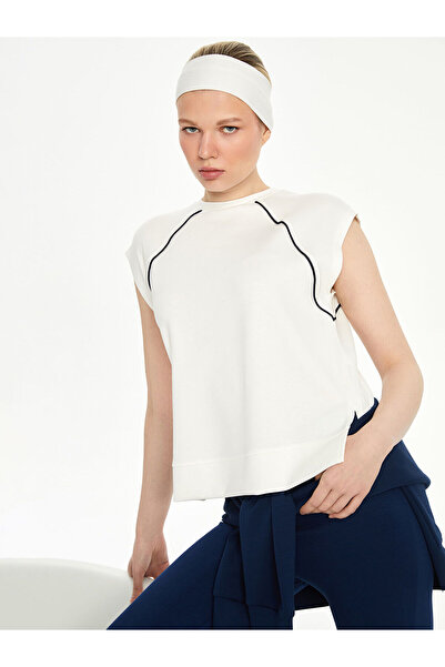 LC Waikiki طاقم الرقبة تي شيرت المرأة كبيرة الحجم