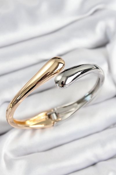Clariss Brass Spiral Model Silver and Gold Color Women's Handcuffs