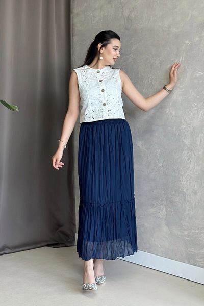 Poliyance İlay Vala Indigo Long Lined Pleated Chiffon Skirt