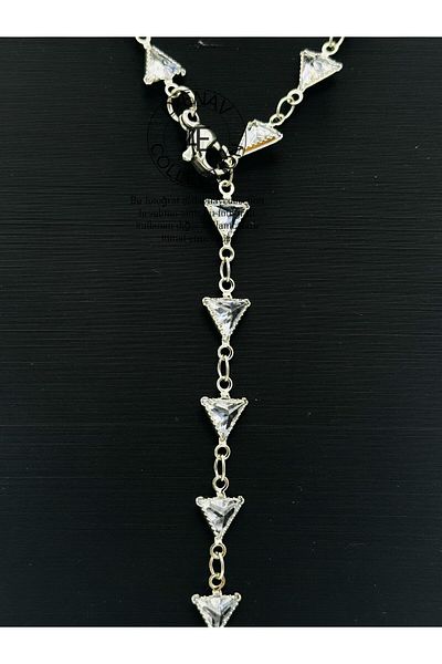 Daynav Sparkling Y Necklace with Triangle Stones 60 cm