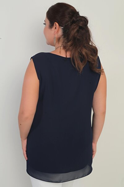 By Saygı Γυναικεία μπλούζα σιφόν αμάνικη μεγάλου μεγέθους