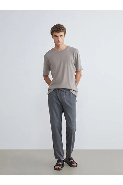 LC Waikiki بنطال جينز رجالي من LCW Jeans Anthracite 700 ذو قصة مستقيمة