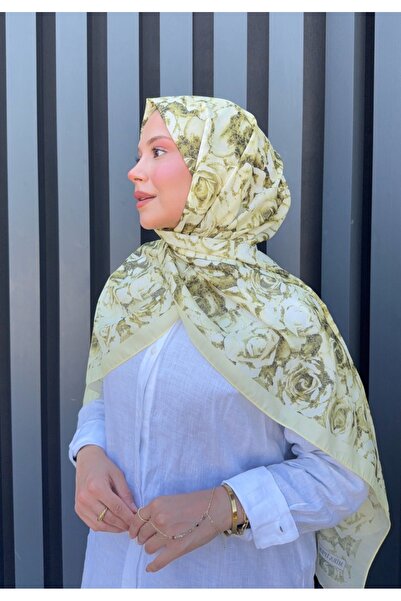 MODA Minelarp Lemon Yellow Rose Pattern Soft Shawl