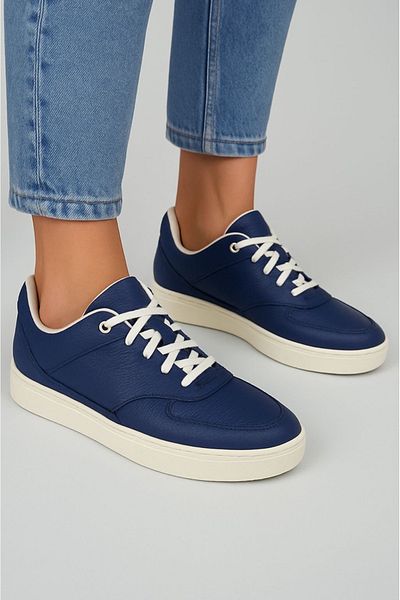 More Sports More Leather Women's Casual Shoes