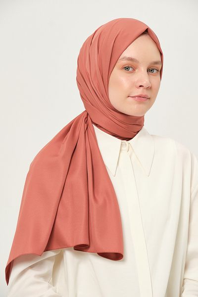 Madame Polo Plain Twil Shawl Onion Peel Non-Slip Wrinkle-Free Fabric