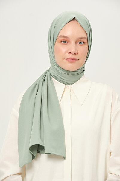 Madame Polo Plain Twil Shawl Outdoor Non-Slip Wrinkle-Free Fabric
