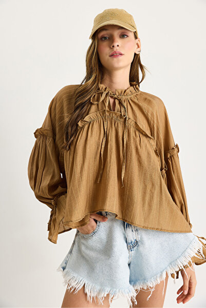 Bianco Lucci Γυναικεία μπλούζα με κορδόνια με λεπτομέρεια με μπαλόνι μανίκι Casual Seersucker 252 60282002