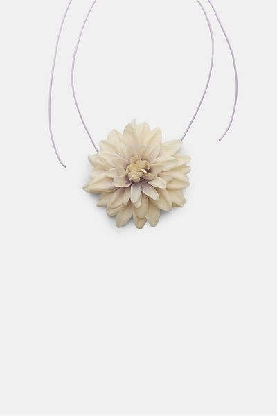 Stradivarius Fabric flower choker