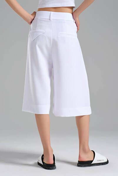 tw3 Kadın Pile Detaylı Tasarım Bermuda Şort