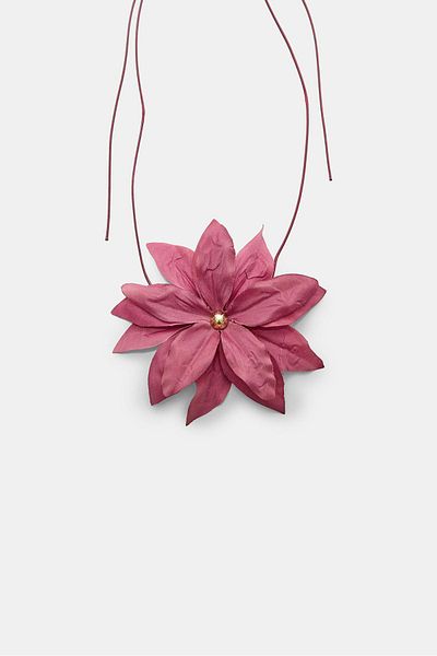 Stradivarius Fabric flower choker