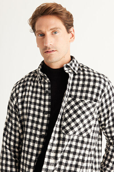 AC&Co / Altınyıldız Classics Erkek Ekru-siyah Comfort Fit Rahat Kesim Düğmeli Yaka Kareli Gömlek